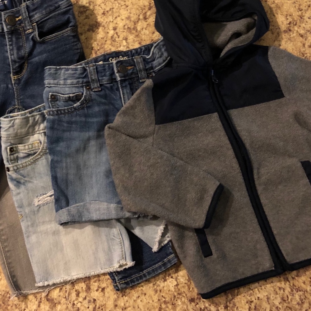 2T Boys clothes
